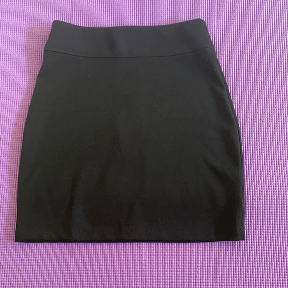 Urban Outfitters Dresses & Skirts - Urban Outfitters Silence + Noise Black Skirt